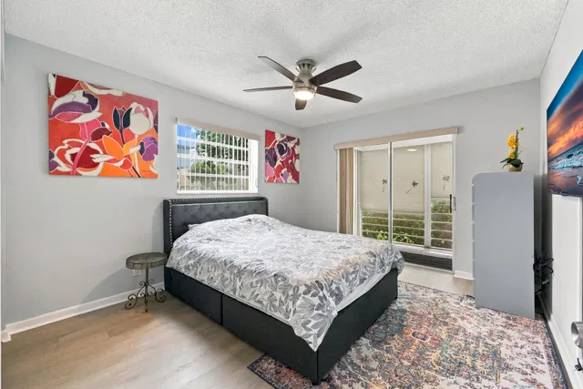  Residence photo 15