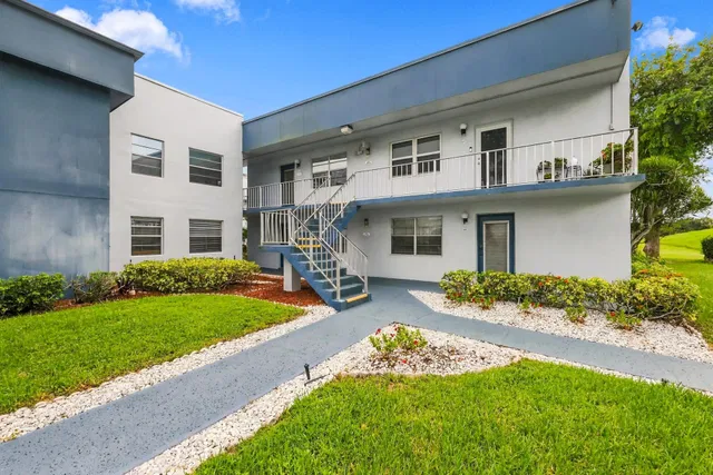  Residence photo 21