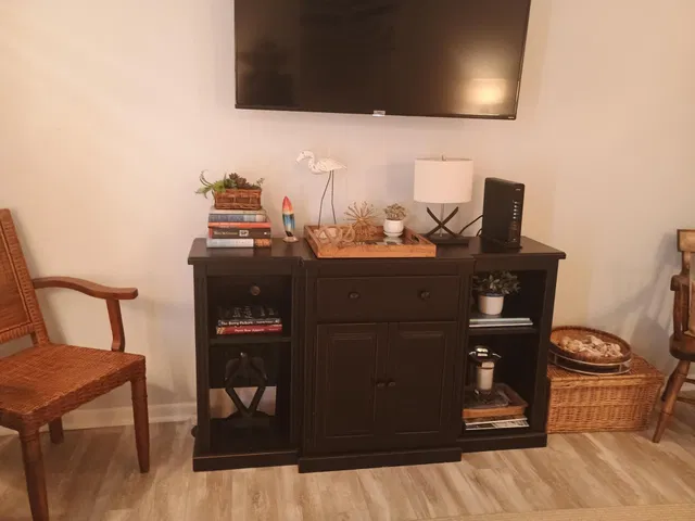 Unit 202 photo 13