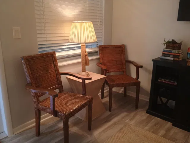 Unit 202 photo 14