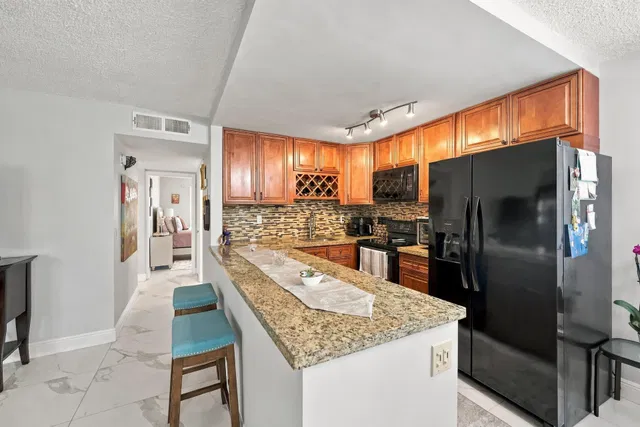  Residence photo 7