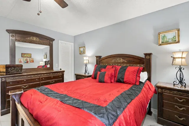 Residence photo 17