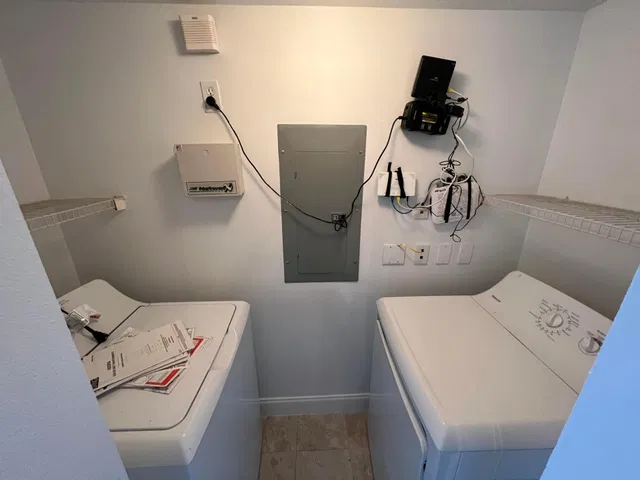 Unit 204 photo 6