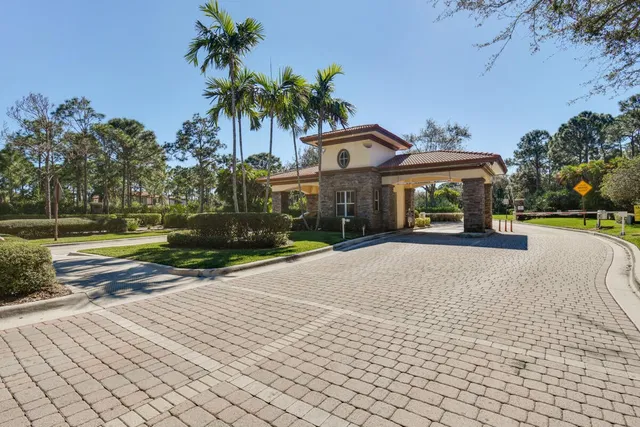 Evergrene Palm Beach Gardens Residence photo 42