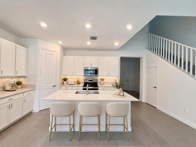 Residence photo 22
