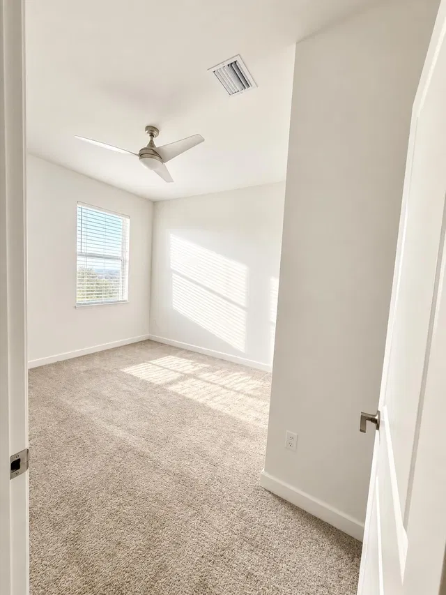 Residence photo 37