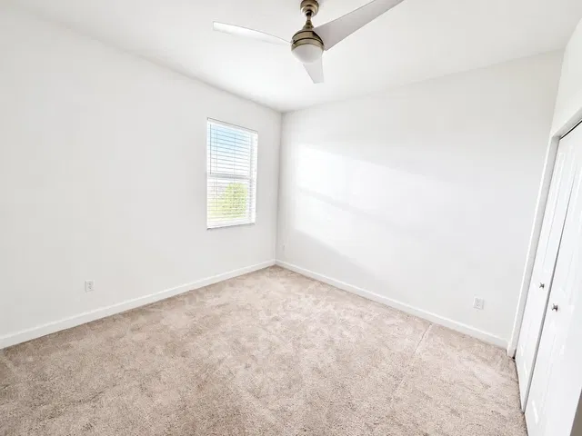 Residence photo 39