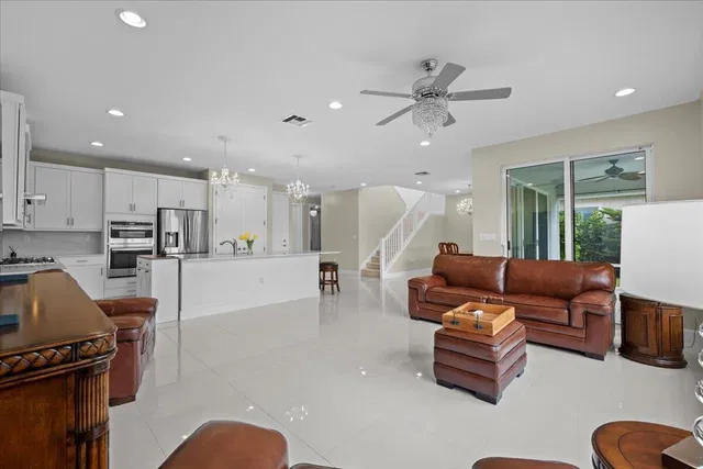 Residence photo 8