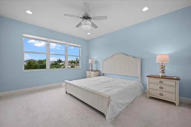 Residence photo 18