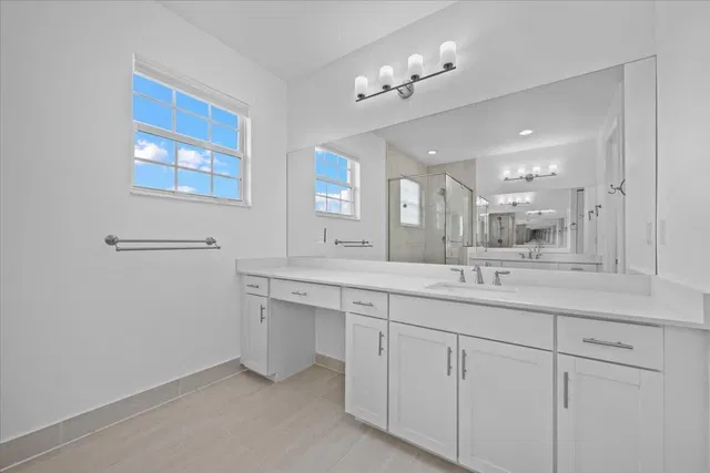 Residence photo 22
