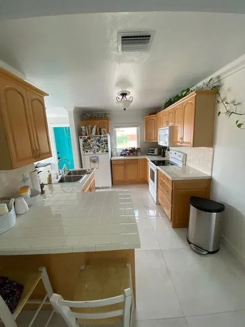 Residence photo 10