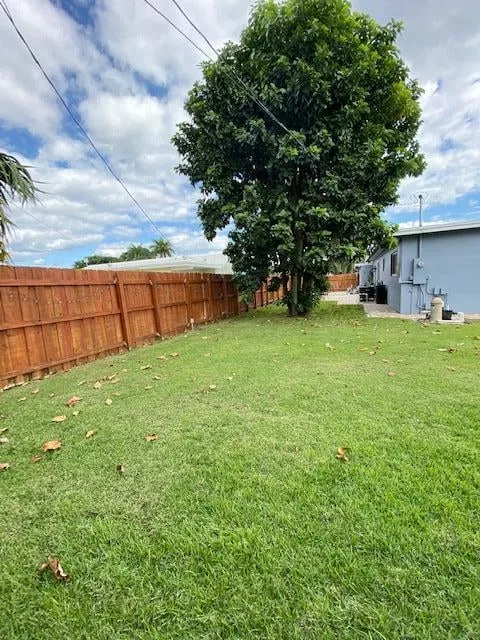 Residence photo 24
