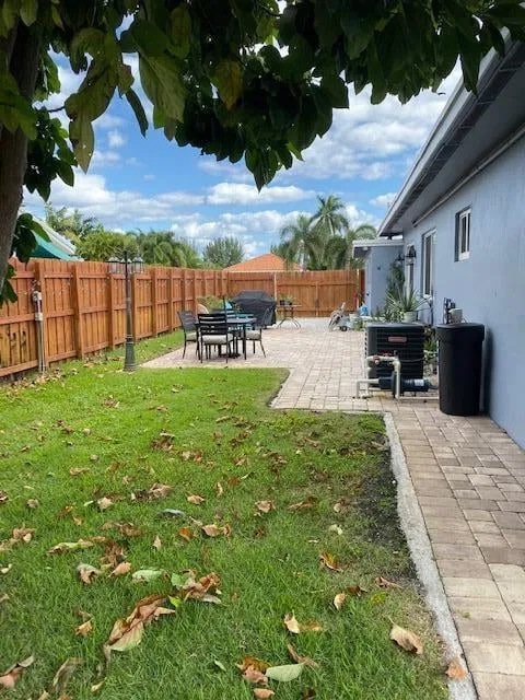 Residence photo 25