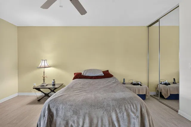 Residence photo 8