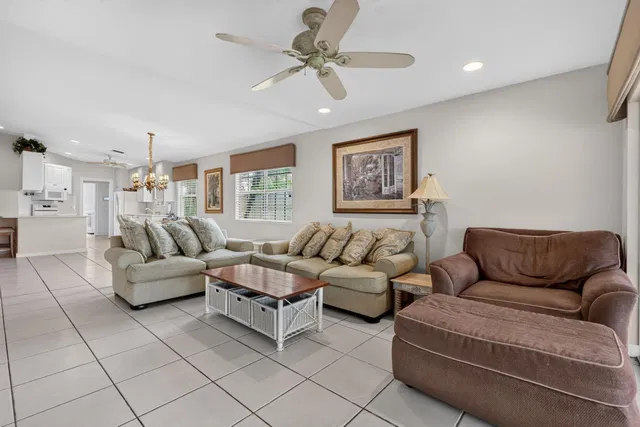 Residence photo 33
