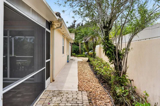 Residence photo 41
