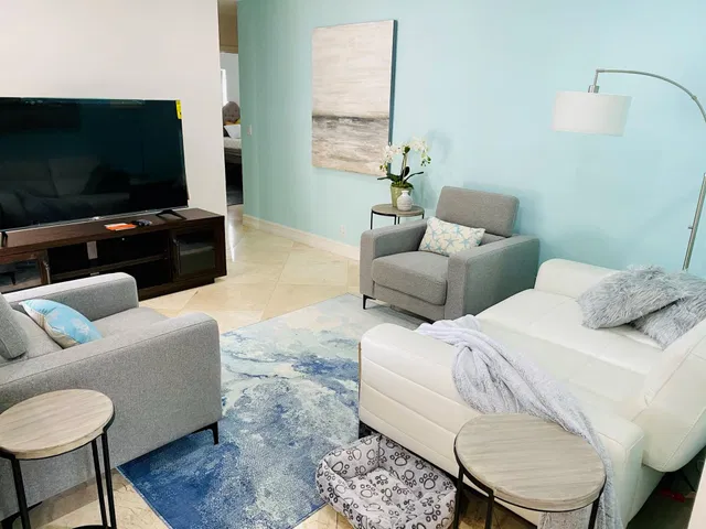 Residence photo 5