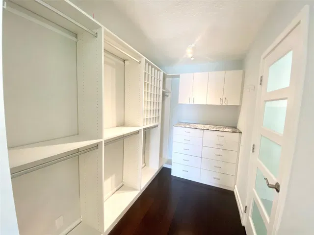 Residence photo 13