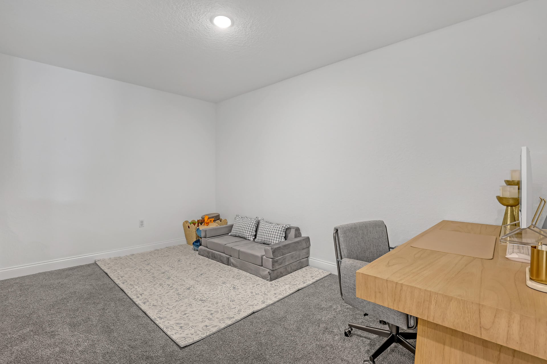  Residence photo 30
