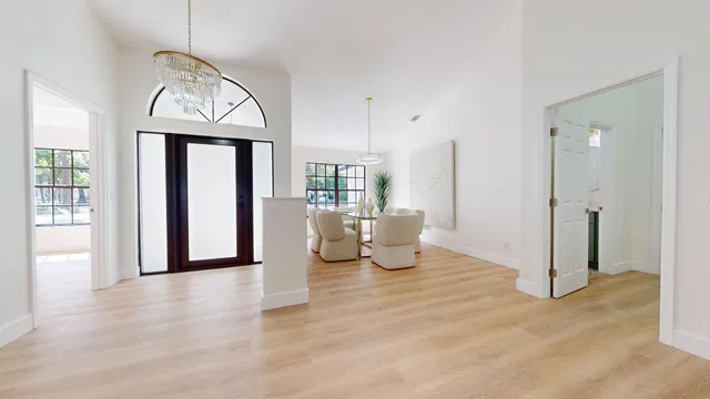  Residence photo 11