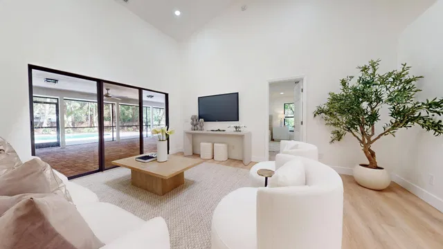  Residence photo 12