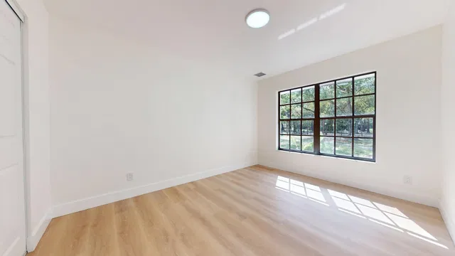 Residence photo 29