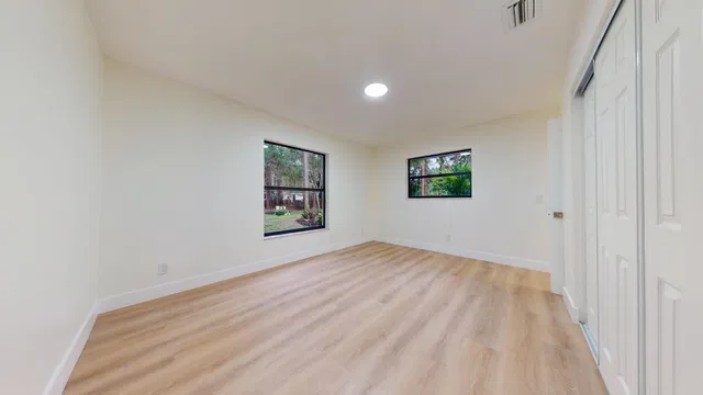  Residence photo 34