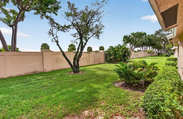 Residence photo 33