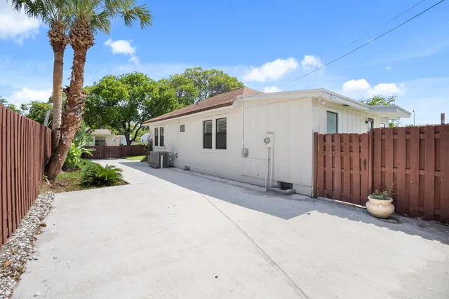 West Palm Beach Residence photo 27
