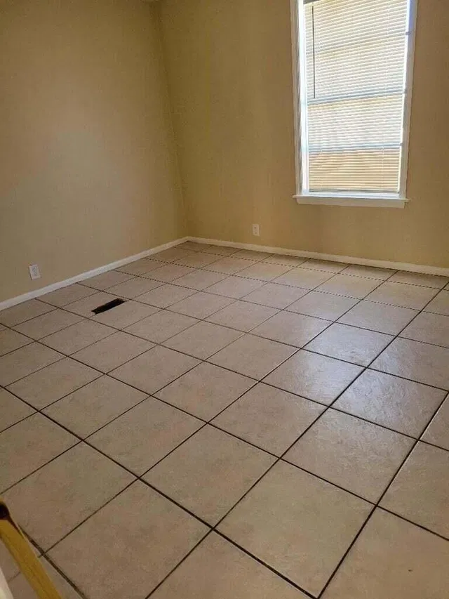  Residence photo 11