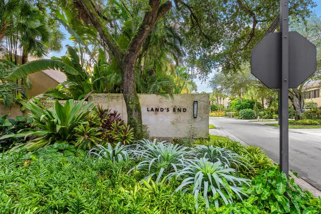 Residence photo 48