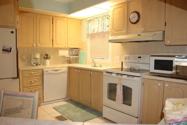 Residence photo 2