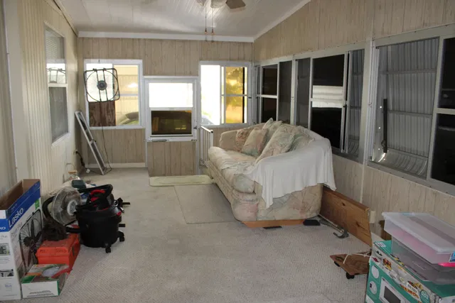 Residence photo 19