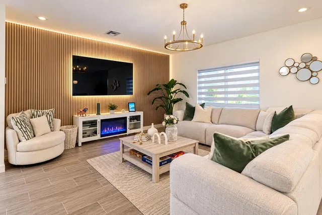 Residence photo 4