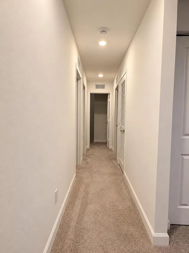 Residence photo 17