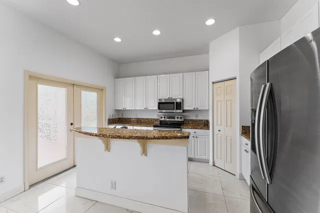 Residence photo 9