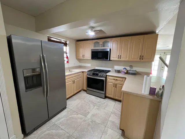 Residence photo 6
