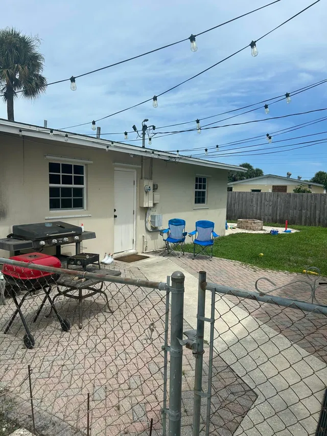 Residence photo 12