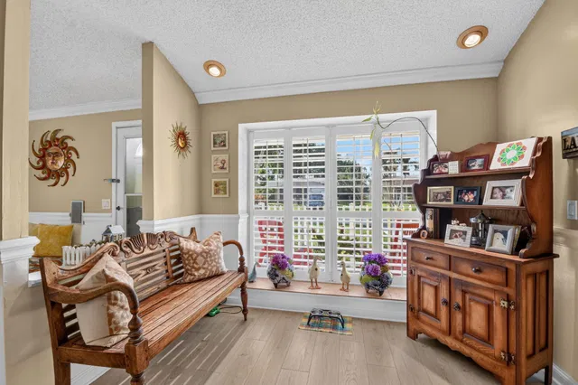 Residence photo 19