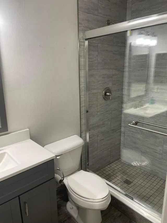Unit 608 photo 3