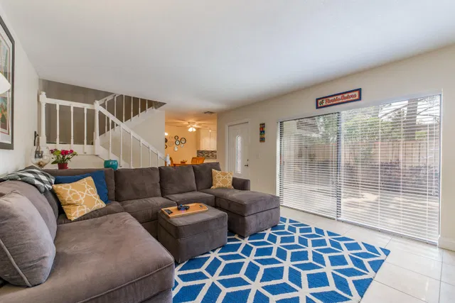  Residence photo 7