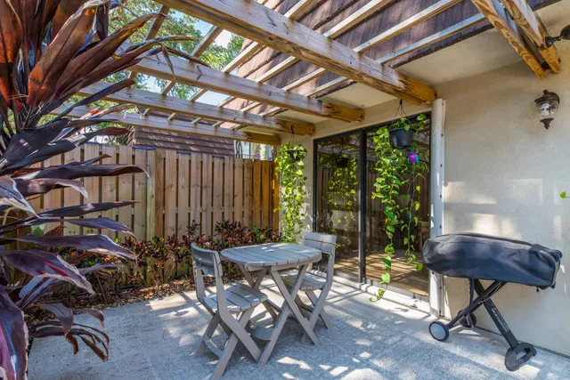  Residence photo 21
