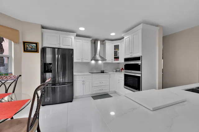 Residence photo 4