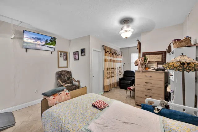 Residence photo 15
