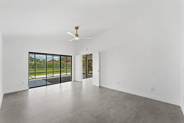 Residence photo 13