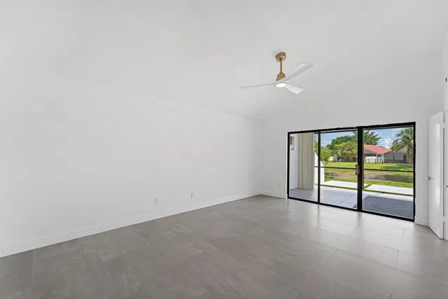 Residence photo 14