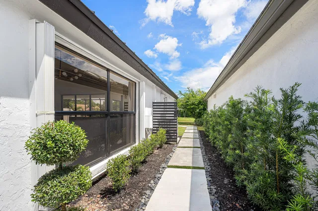 Residence photo 20