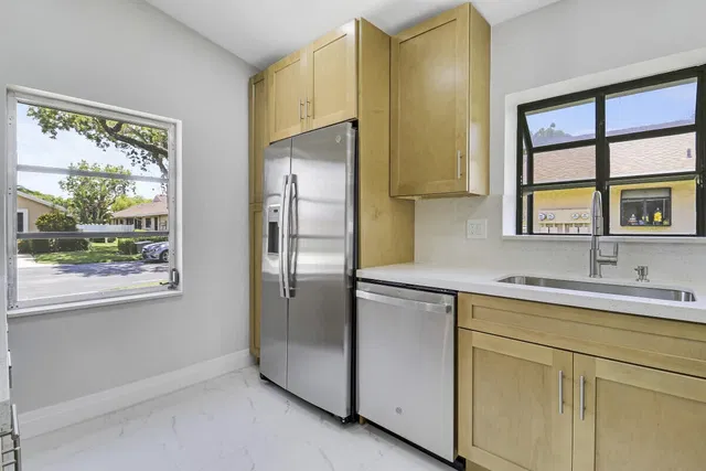 Residence photo 6