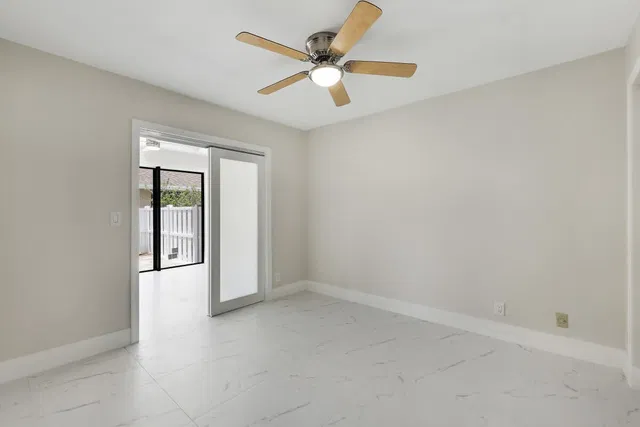 Residence photo 8