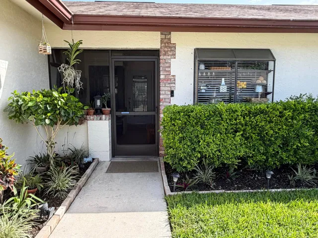Residence photo 4